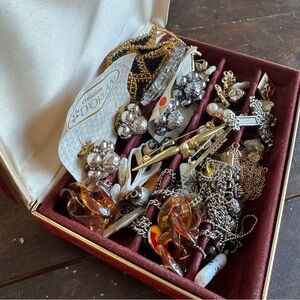 Jewellery Crafting Lot with Velvet Earring Case